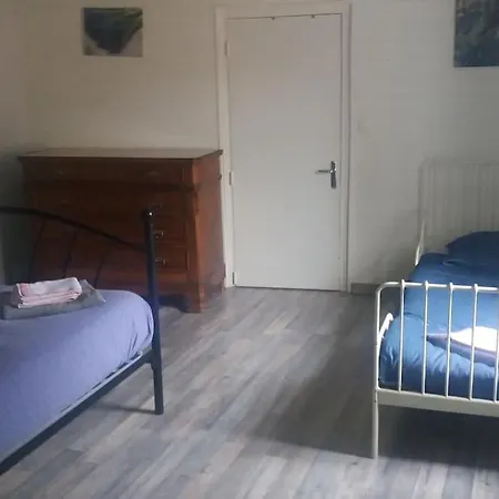 Le Pre En Bulles Au Milieu Des Vignes * Euzet